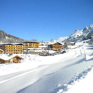 ** Village de vacances Azureva Les Confins France