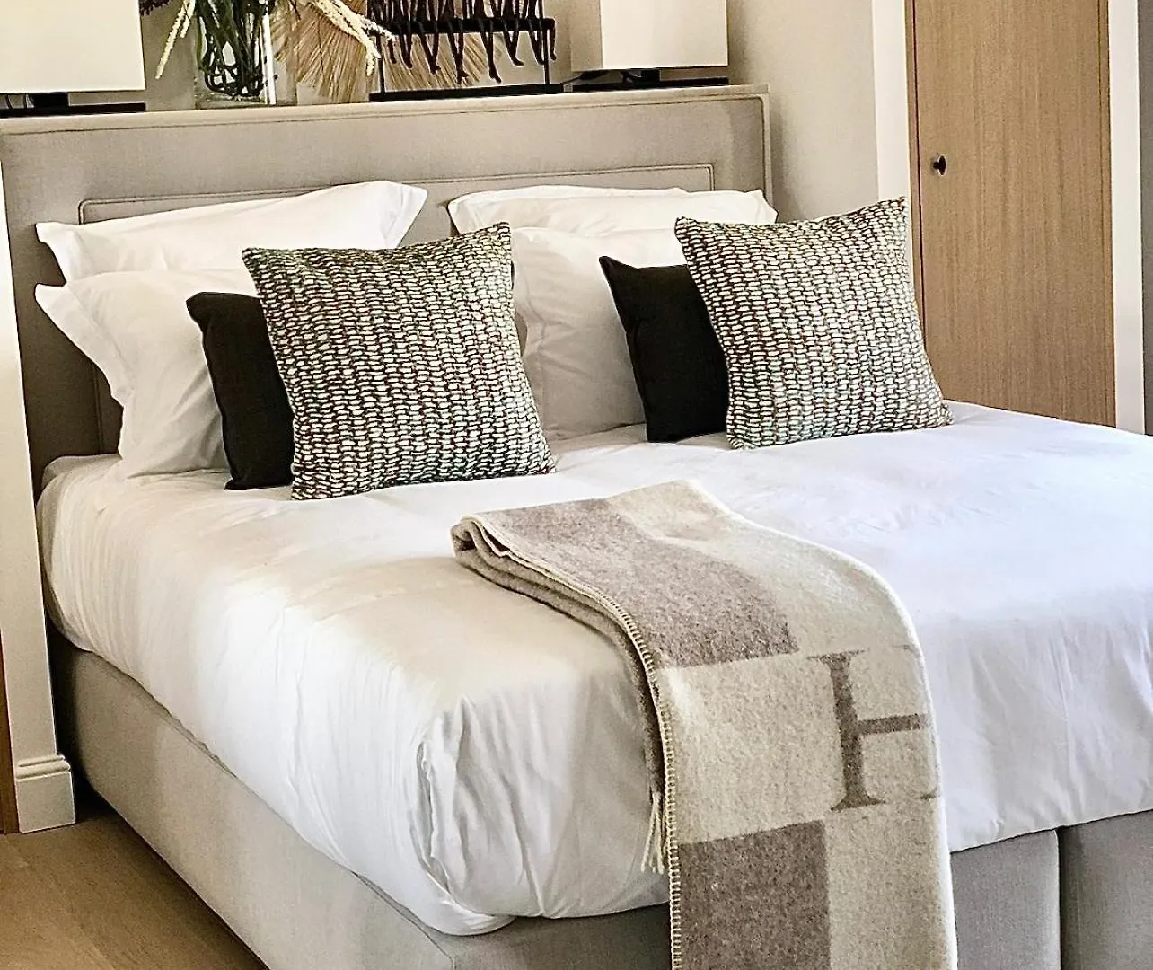 Mougins Luxury Retreats Aparthotel